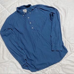 AMERICAN EAGLE: Half Button Down Shirt
